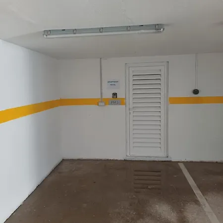 아파트 Nicol With Seaview And Free Parking *